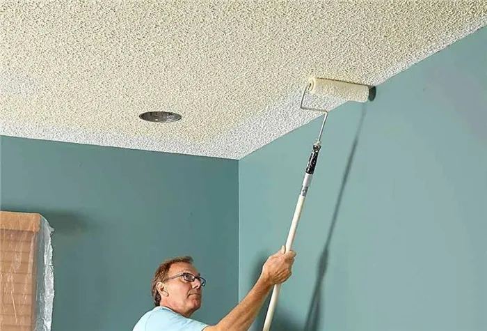 окрашивание потолка
