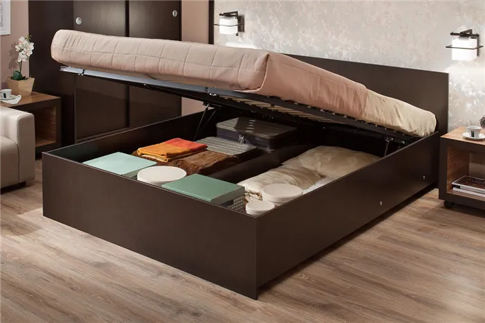 кровать в качестве шкафа
