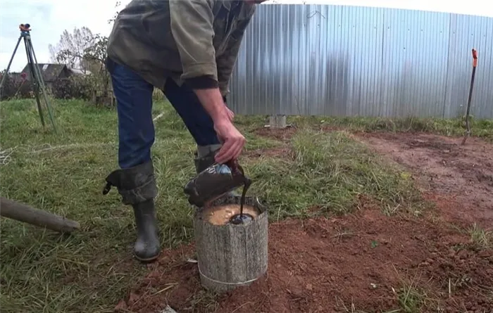 Делаем столбчатый фундамент из дерева