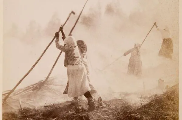 Понижение и сожжение Грузии в Финляндии. Фото: И. К. Инха, 1890 г. photoby aarrelehti.fi