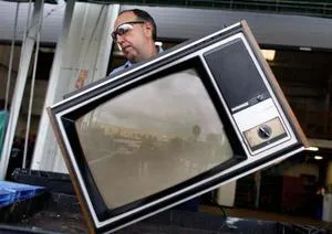 Как продать старый телевизор за деньги