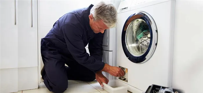 Почему стиральная машина всегда набирает воду и сливает ее одновременно?