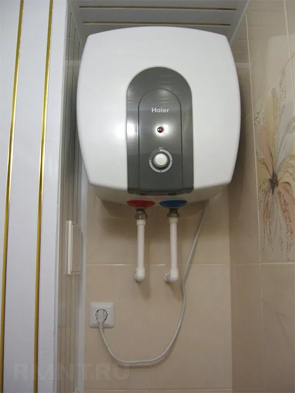 Установка электрических накопительных водонагревателей с рукой: схема подключения