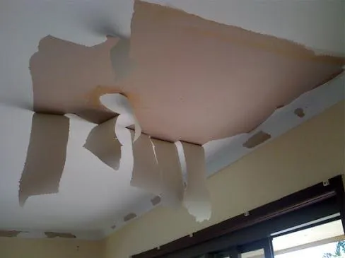 Очистка потолка под шпаклевку