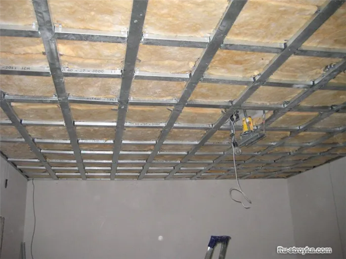 Металлическая решетка для потолка