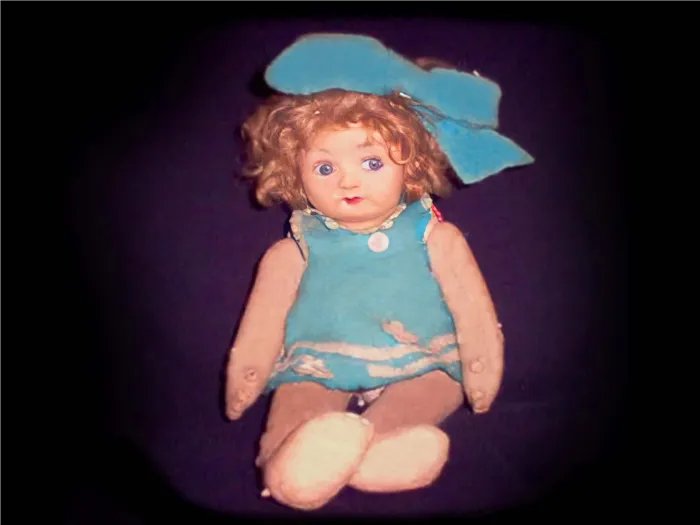 Кукла с привидениями