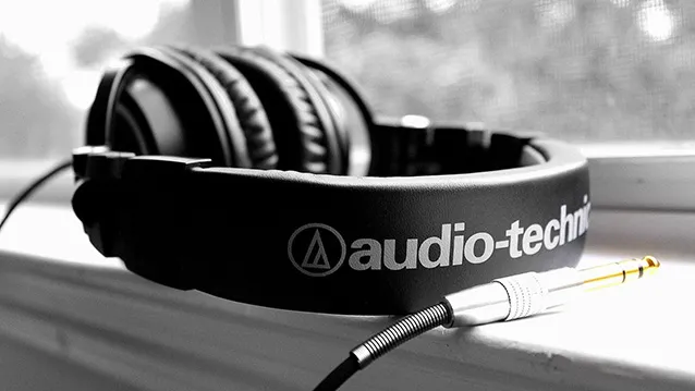 Наушники Audio-Technica ATH-M50
