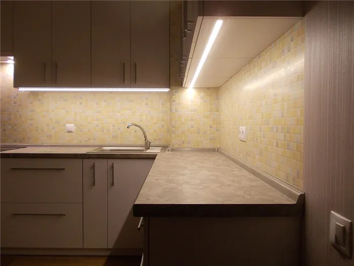 сделать светодиодную подсветку на кухне своими руками