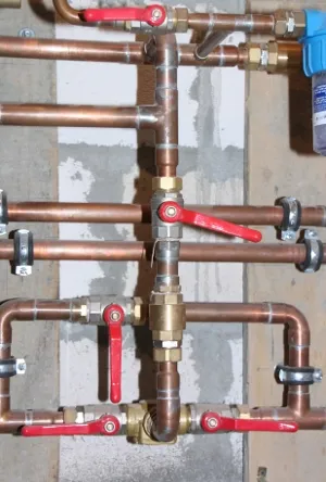 трубы из меди часто используют при устройстве водопровода