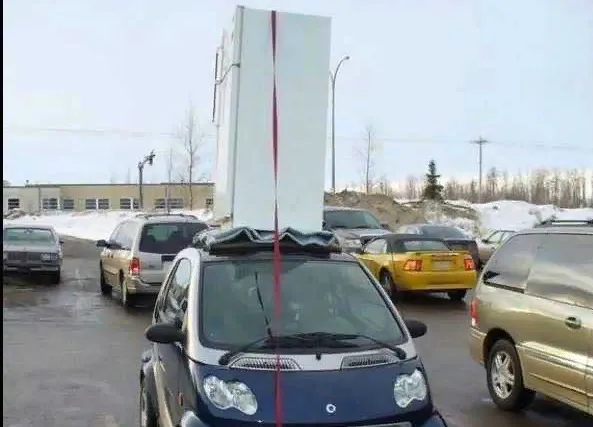 Даже при случае транспортировки на легковом автомобиле можно закрепить прибор вертикально
