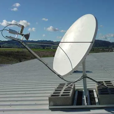 Спутниковая антенна на крыше