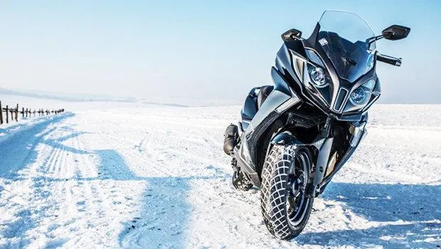 Как одеваться на мотоцикл зимой?