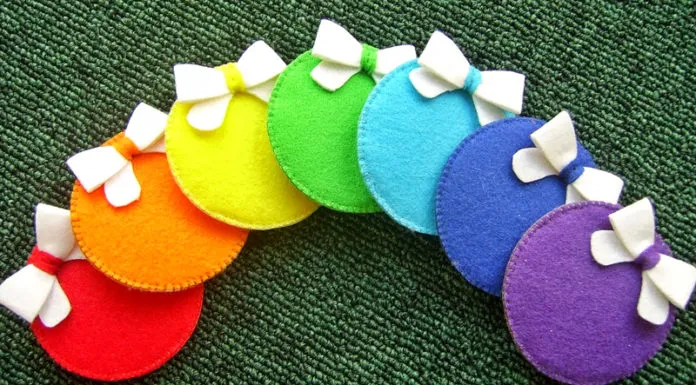 💗 Магия фетра: выкройки для игрушек новогодней тематики, которые можно сделать даже без швейной машинки