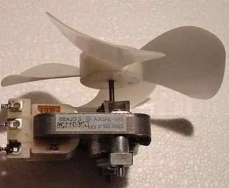 Вентилятор из микроволновки для инкубатора