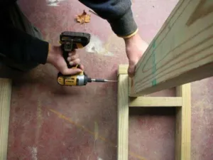 Как сделать дровник для хранения дров: как построить самому, видео