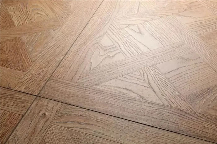 Кварцвиниловая плитка на пол
