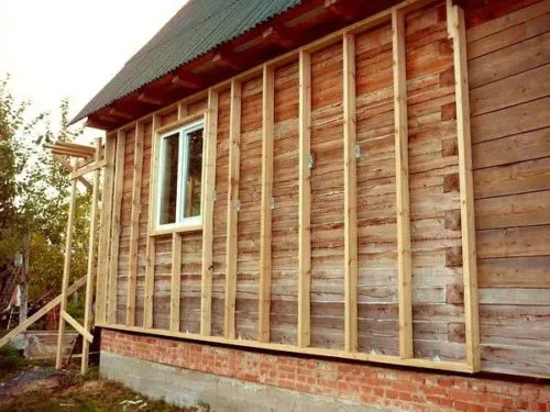 Утепление деревянного дома под сайдинг