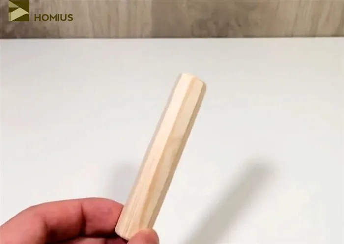 Деревянный черенок, который будет использован в качестве ручки