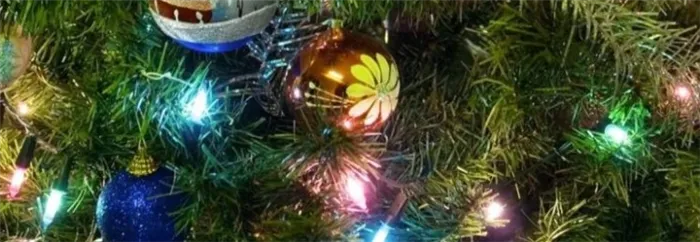 Правильно и красиво украшаем новогоднюю елку гирляндой