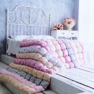Одеяло бонбон в розовых тонах