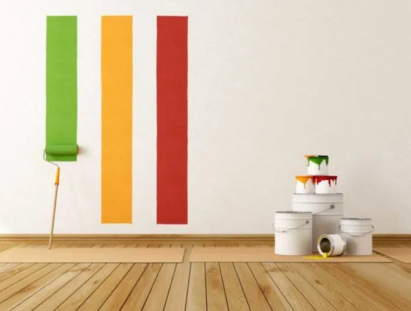Покраска стен водоэмульсионной краской может быть выполнена самостоятельно, причем результат будет на должном уровне