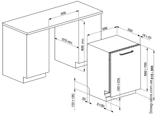 Небольшая высота компактной посудомойки позволяет размещать машину как под раковиной, так и под навесными шкафами на столешнице